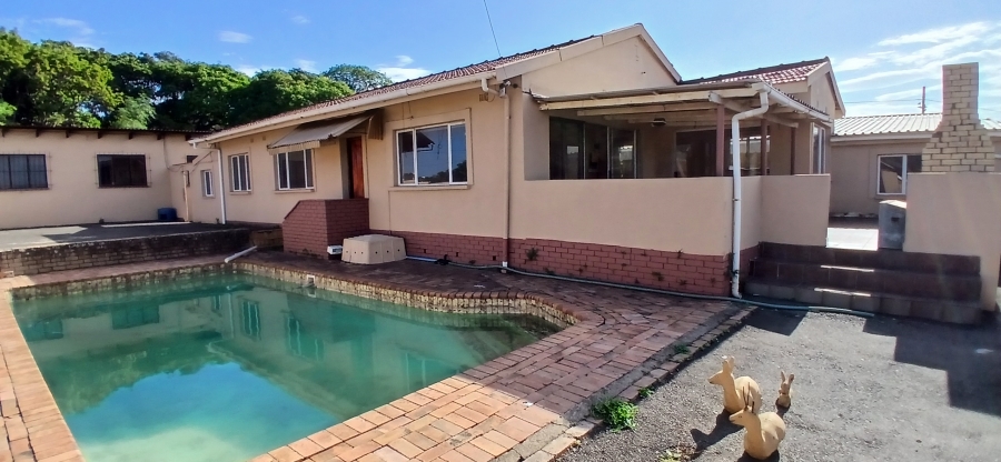 7 Bedroom Property for Sale in Fynnland KwaZulu-Natal