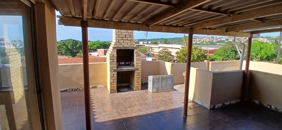 7 Bedroom Property for Sale in Fynnland KwaZulu-Natal