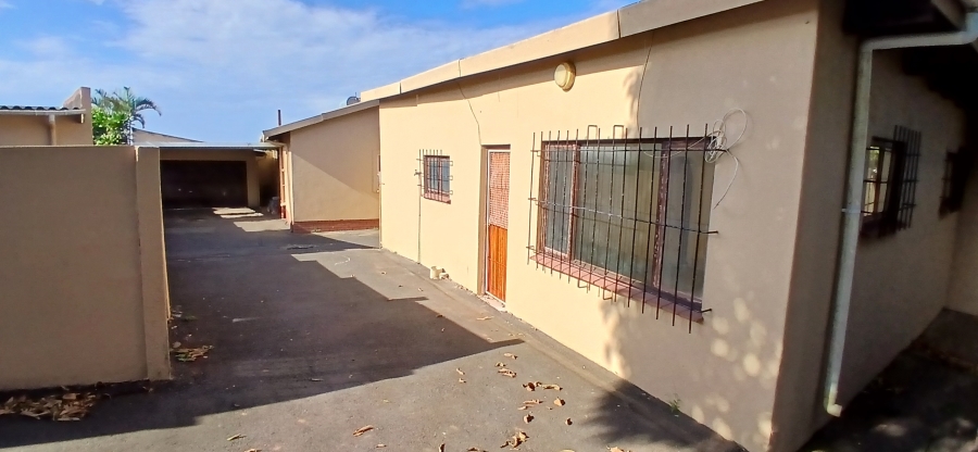 7 Bedroom Property for Sale in Fynnland KwaZulu-Natal