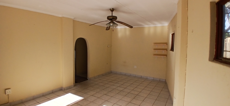 7 Bedroom Property for Sale in Fynnland KwaZulu-Natal