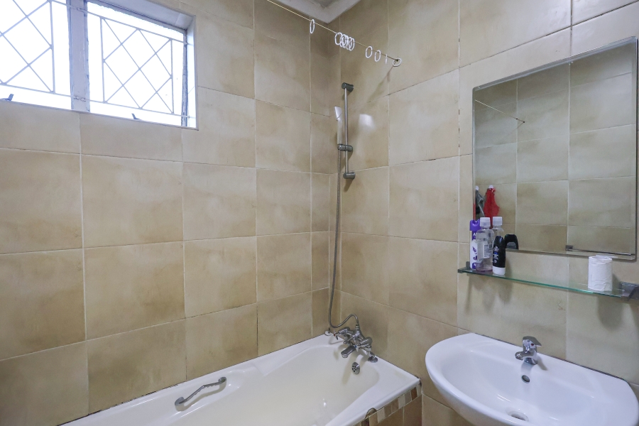 1 Bedroom Property for Sale in Musgrave KwaZulu-Natal