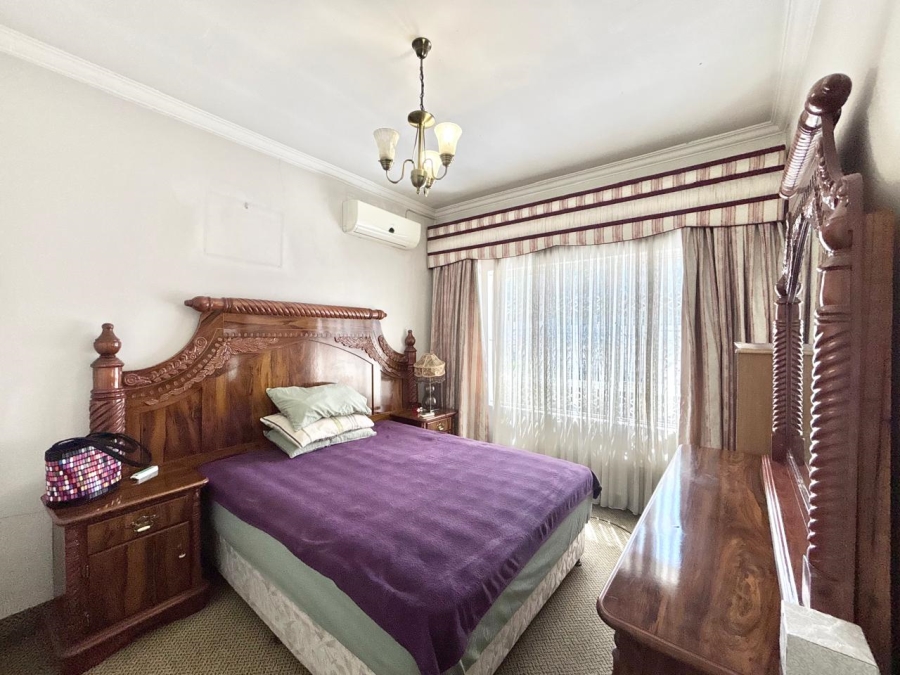 4 Bedroom Property for Sale in Sherwood KwaZulu-Natal