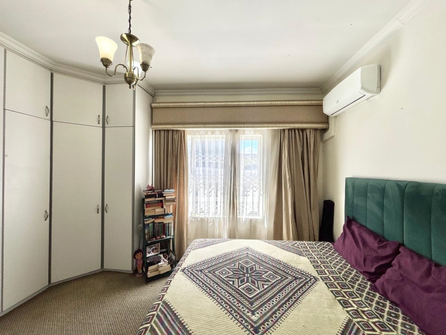 4 Bedroom Property for Sale in Sherwood KwaZulu-Natal