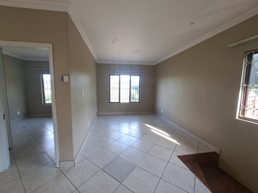 To Let 1 Bedroom Property for Rent in Gillitts KwaZulu-Natal