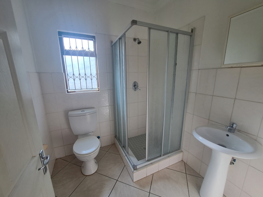 To Let 1 Bedroom Property for Rent in Gillitts KwaZulu-Natal