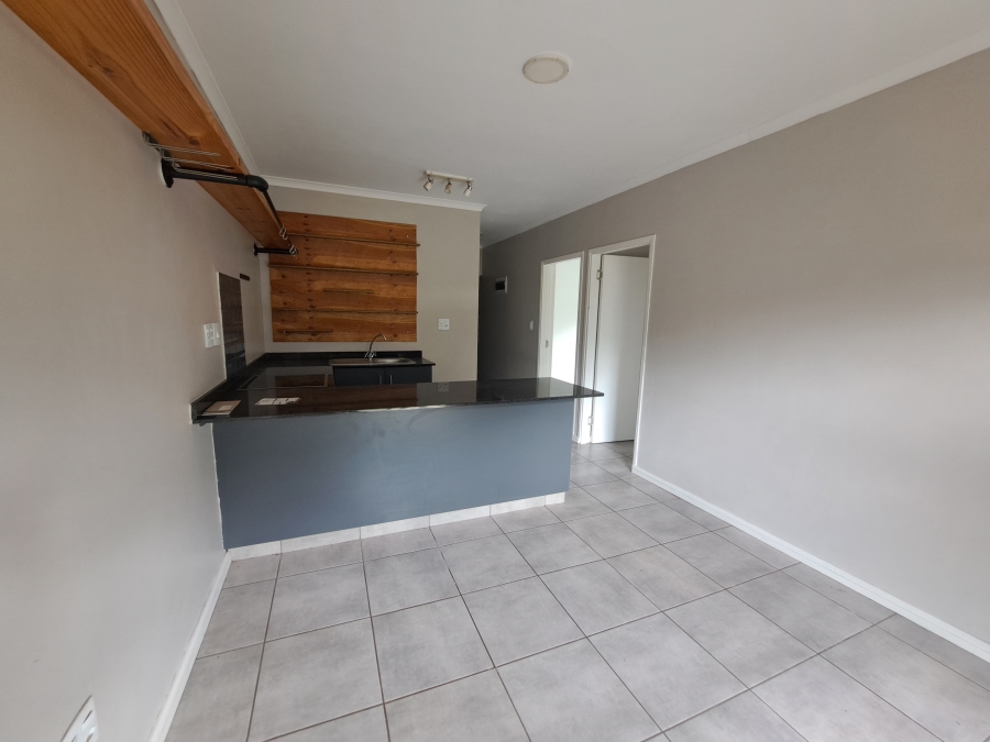2 Bedroom Property for Sale in Waterfall KwaZulu-Natal