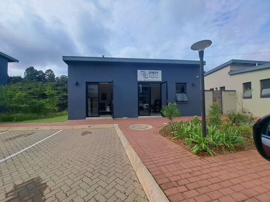 2 Bedroom Property for Sale in Waterfall KwaZulu-Natal