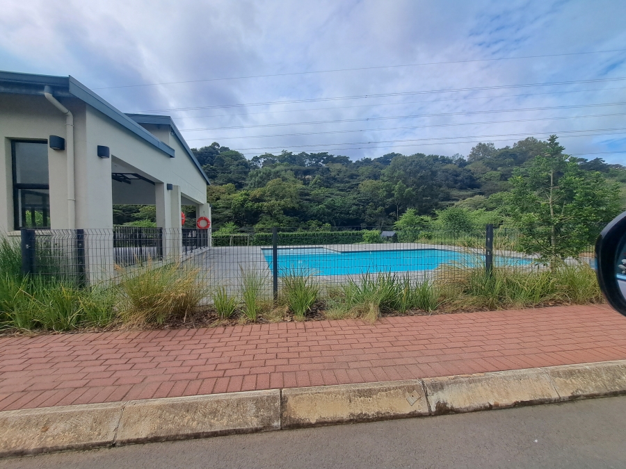 2 Bedroom Property for Sale in Waterfall KwaZulu-Natal