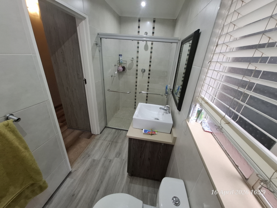 3 Bedroom Property for Sale in Pioneer Park KwaZulu-Natal