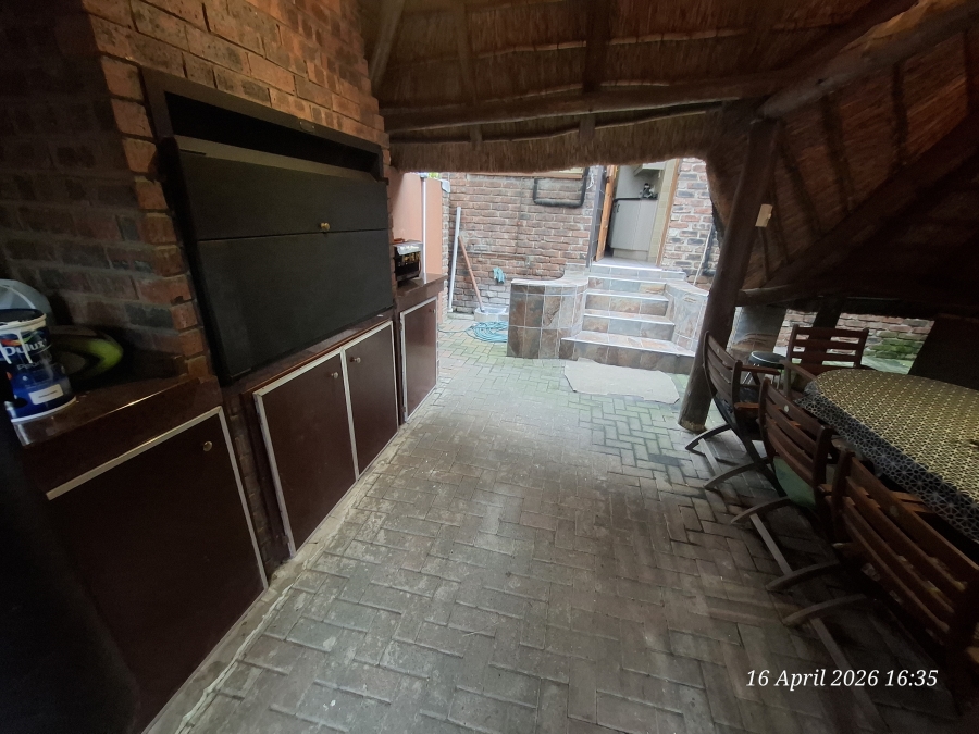 3 Bedroom Property for Sale in Pioneer Park KwaZulu-Natal