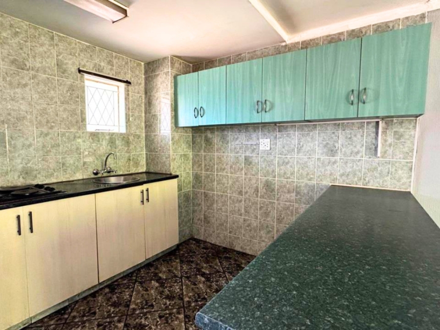 1 Bedroom Property for Sale in Scottsville KwaZulu-Natal