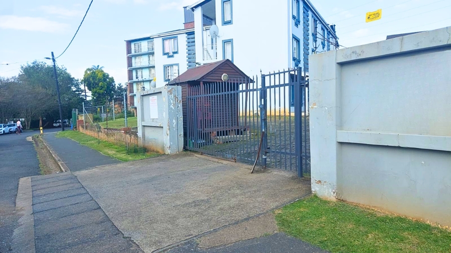 1 Bedroom Property for Sale in Scottsville KwaZulu-Natal