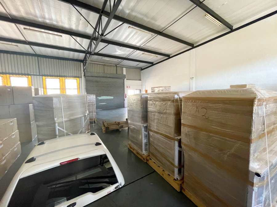 To Let Commercial Property for Rent in Briardene KwaZulu-Natal