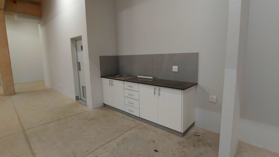 To Let Commercial Property for Rent in Mount Edgecombe KwaZulu-Natal