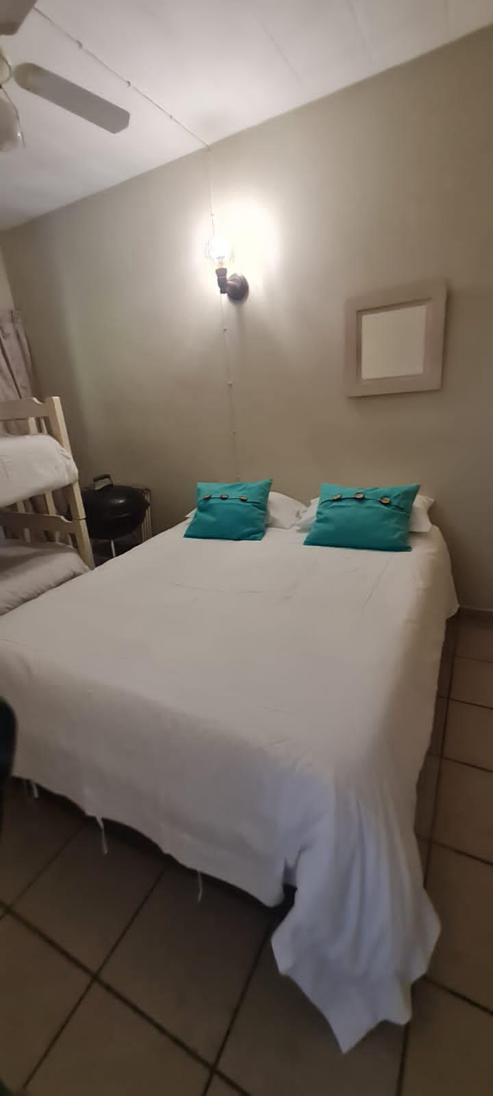 2 Bedroom Property for Sale in Winklespruit KwaZulu-Natal