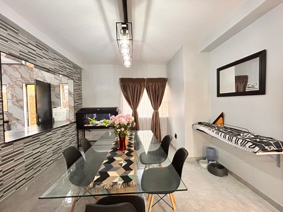 3 Bedroom Property for Sale in Meer En See KwaZulu-Natal