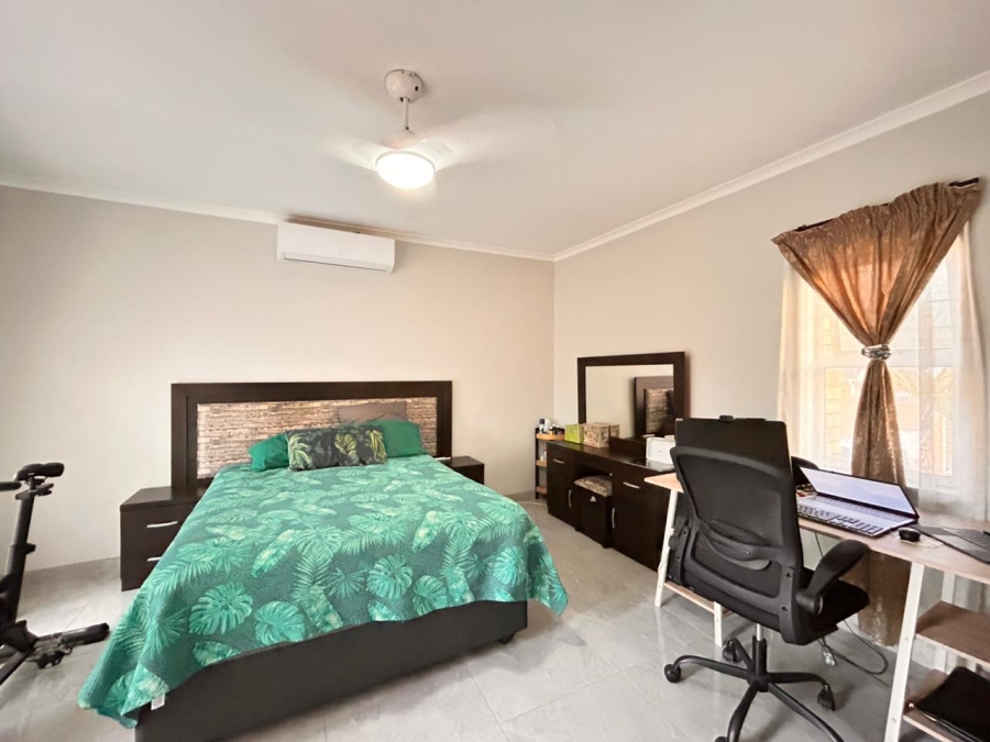 3 Bedroom Property for Sale in Meer En See KwaZulu-Natal