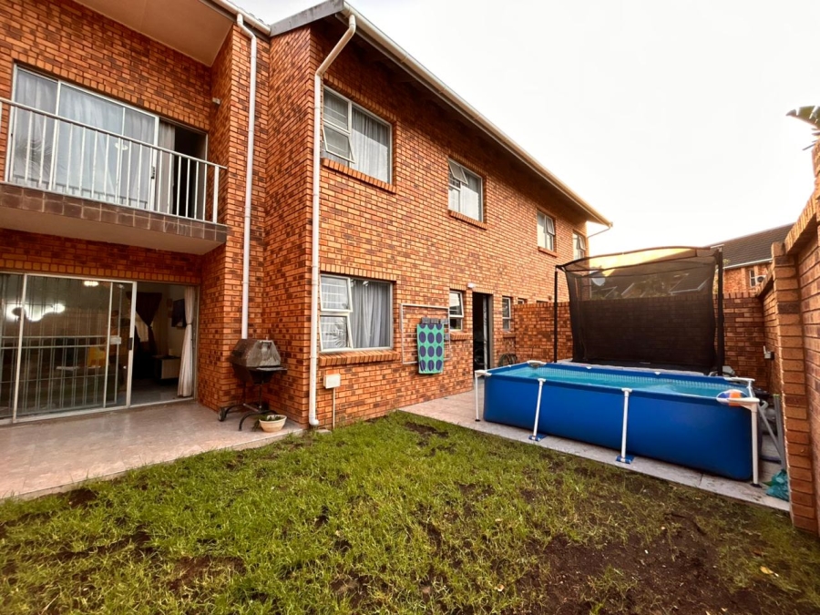 3 Bedroom Property for Sale in Meer En See KwaZulu-Natal