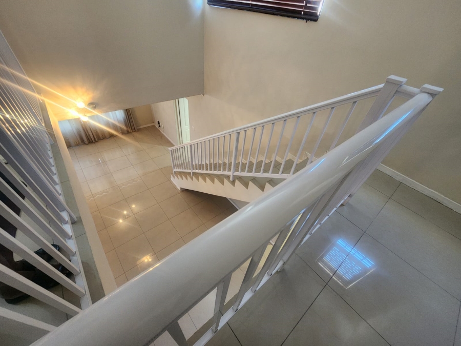 3 Bedroom Property for Sale in Brindhaven KwaZulu-Natal