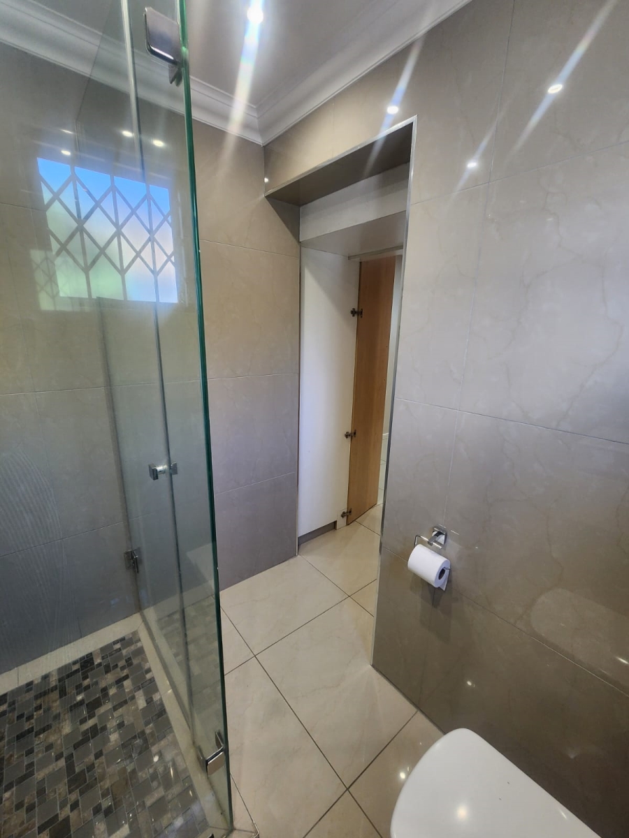 3 Bedroom Property for Sale in Brindhaven KwaZulu-Natal