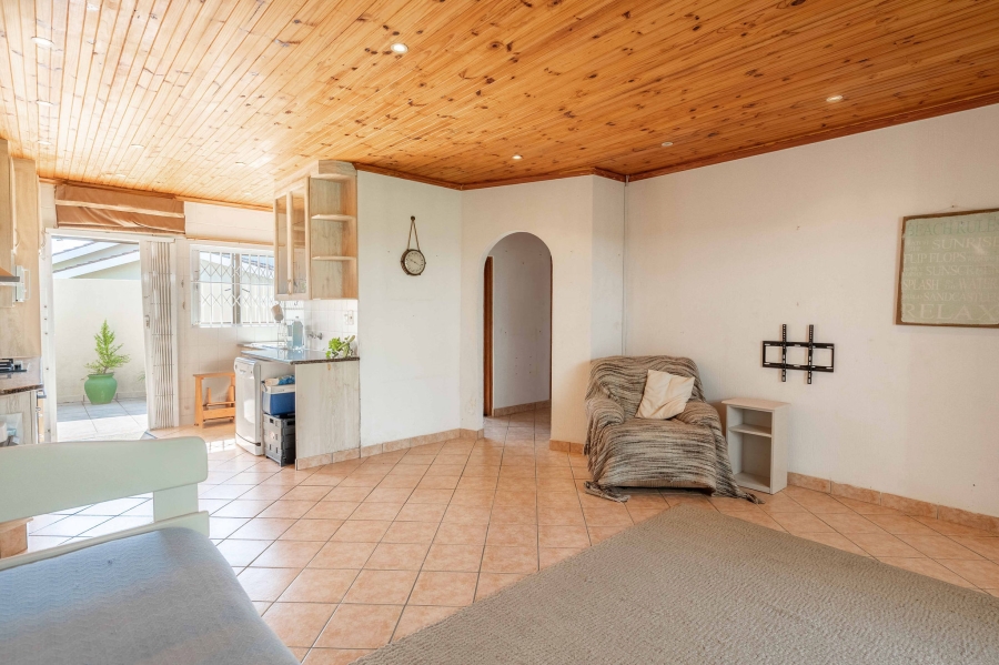 2 Bedroom Property for Sale in Scottburgh South KwaZulu-Natal