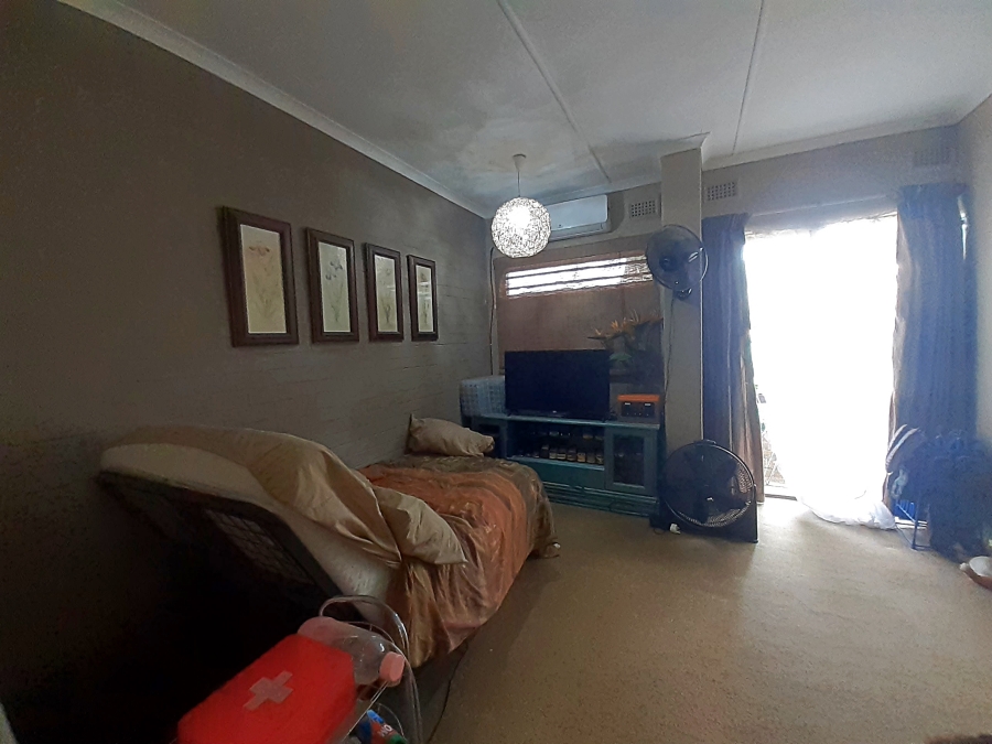 3 Bedroom Property for Sale in Astra Park KwaZulu-Natal