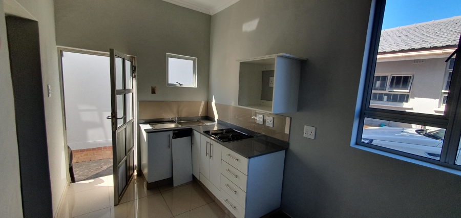 To Let 1 Bedroom Property for Rent in Bluff KwaZulu-Natal