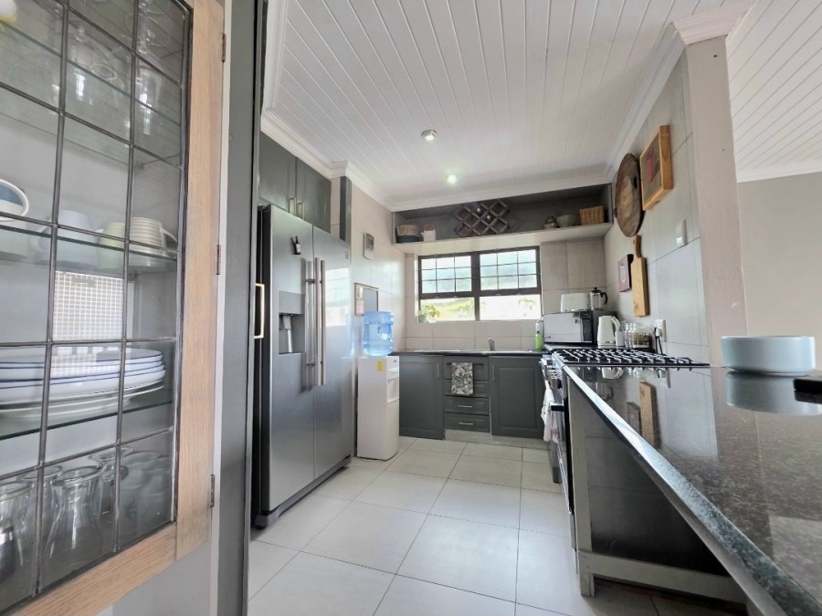 3 Bedroom Property for Sale in Amanzimtoti KwaZulu-Natal