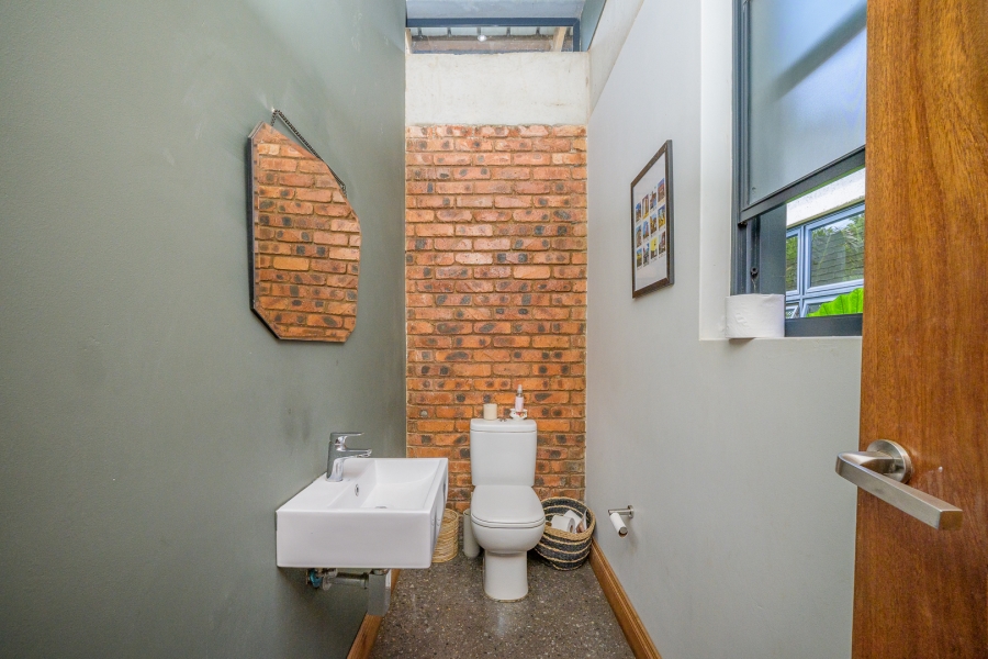 4 Bedroom Property for Sale in Sheffield Beach KwaZulu-Natal