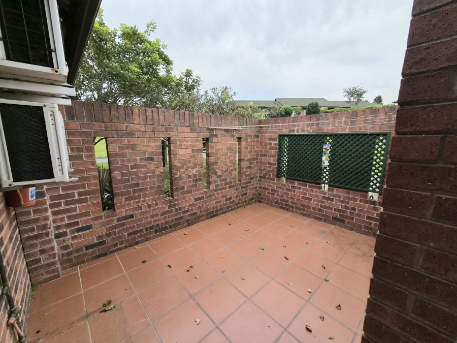 2 Bedroom Property for Sale in Amber Ridge KwaZulu-Natal
