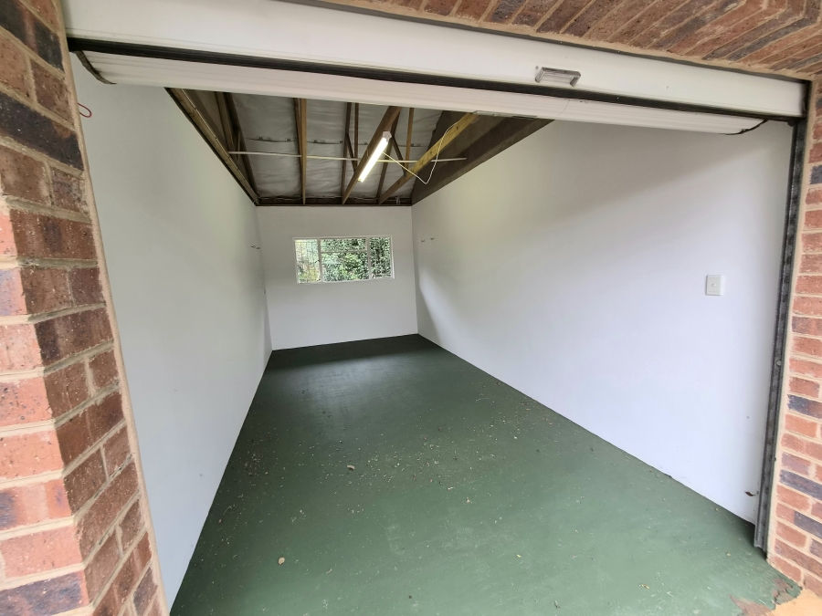 2 Bedroom Property for Sale in Amberglen KwaZulu-Natal