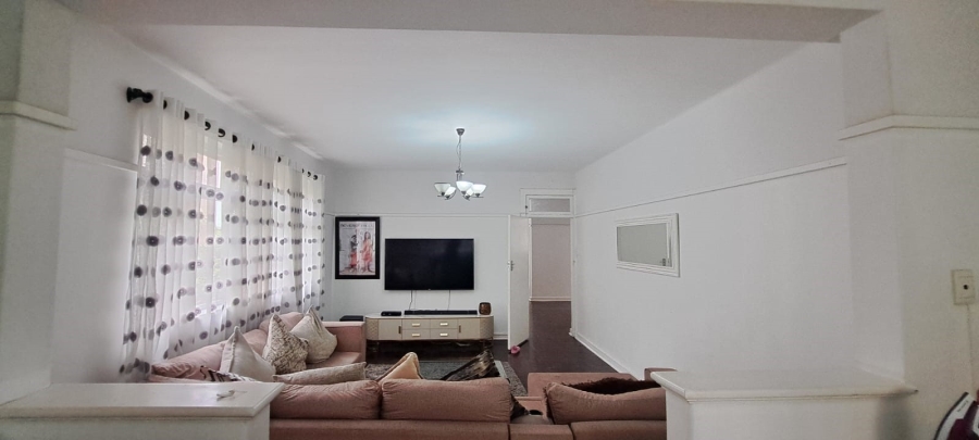 2 Bedroom Property for Sale in Glenwood KwaZulu-Natal