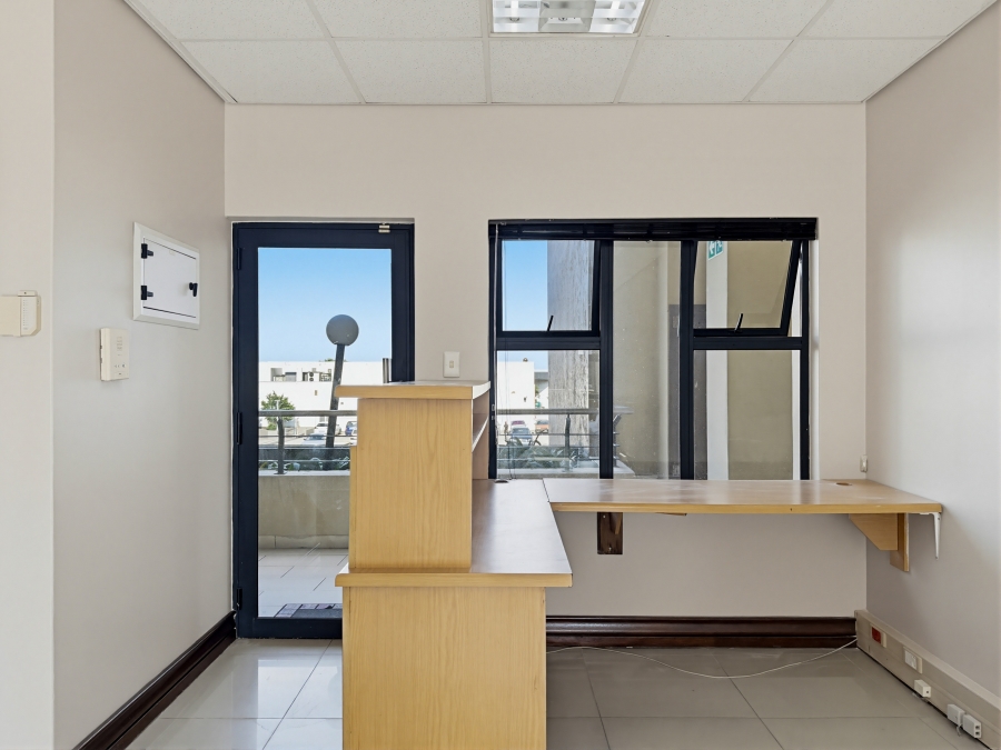 Commercial Property for Sale in Umhlanga Ridge KwaZulu-Natal