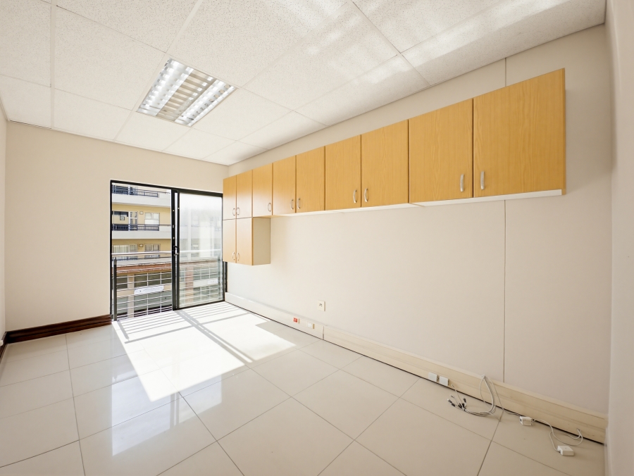 Commercial Property for Sale in Umhlanga Ridge KwaZulu-Natal
