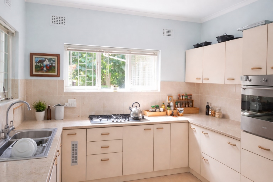 4 Bedroom Property for Sale in Uvongo KwaZulu-Natal