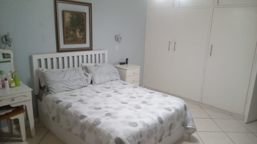 4 Bedroom Property for Sale in Uvongo KwaZulu-Natal
