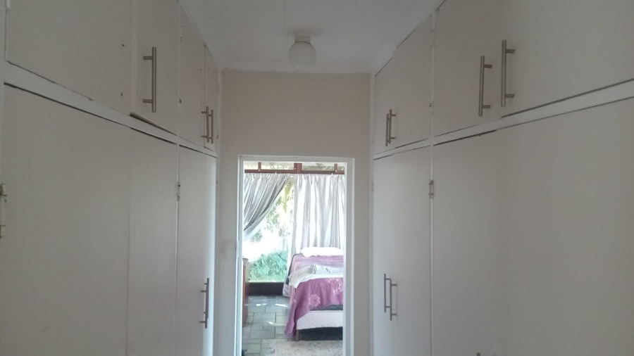 4 Bedroom Property for Sale in Uvongo KwaZulu-Natal
