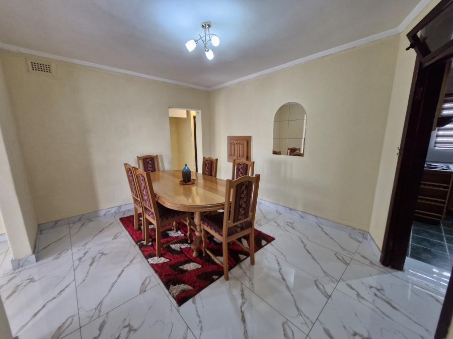 To Let 4 Bedroom Property for Rent in Reservoir Hills KwaZulu-Natal