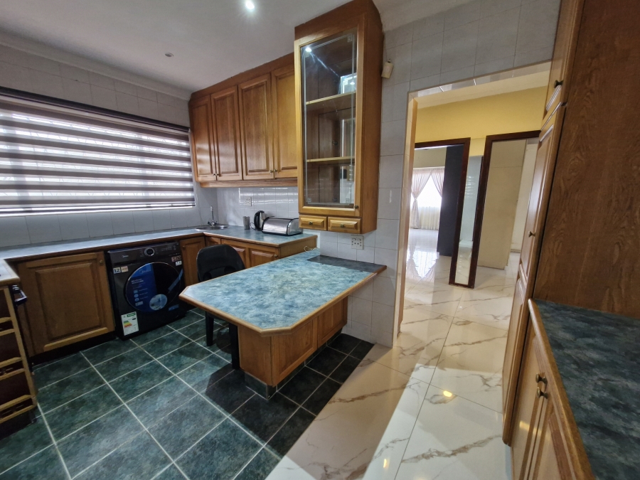 To Let 4 Bedroom Property for Rent in Reservoir Hills KwaZulu-Natal