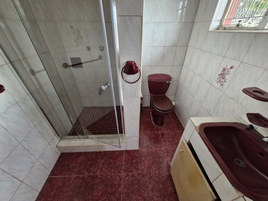 To Let 4 Bedroom Property for Rent in Reservoir Hills KwaZulu-Natal