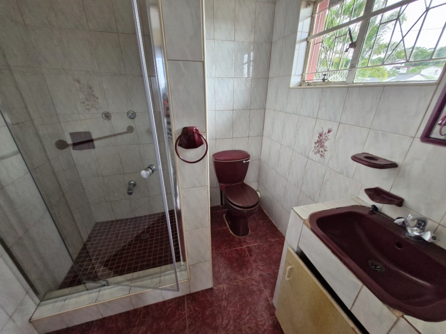To Let 4 Bedroom Property for Rent in Reservoir Hills KwaZulu-Natal
