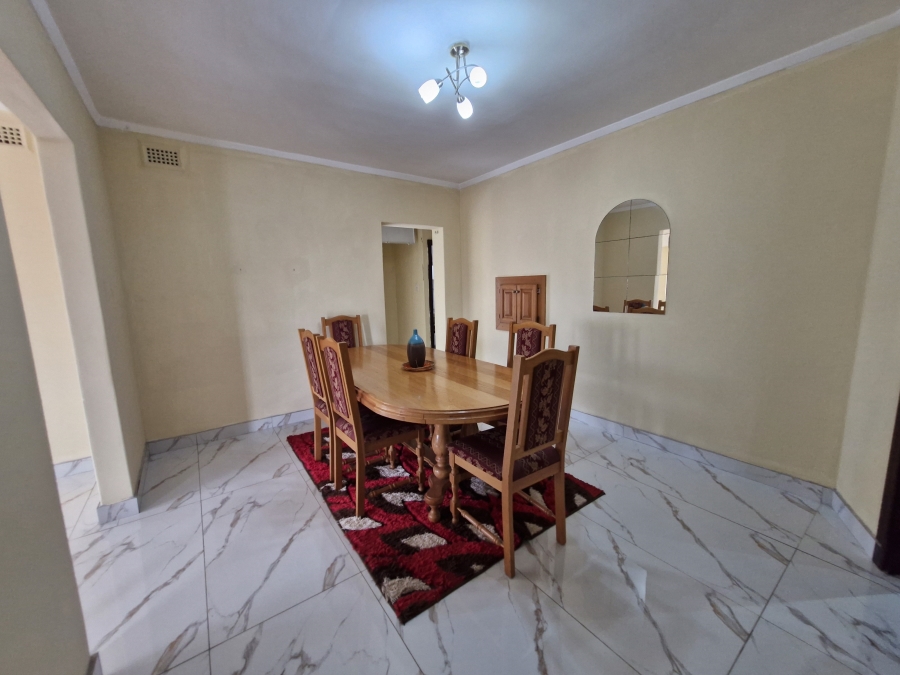 To Let 4 Bedroom Property for Rent in Reservoir Hills KwaZulu-Natal