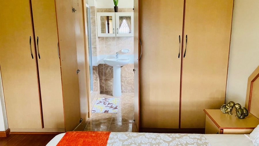 3 Bedroom Property for Sale in Grangetown KwaZulu-Natal