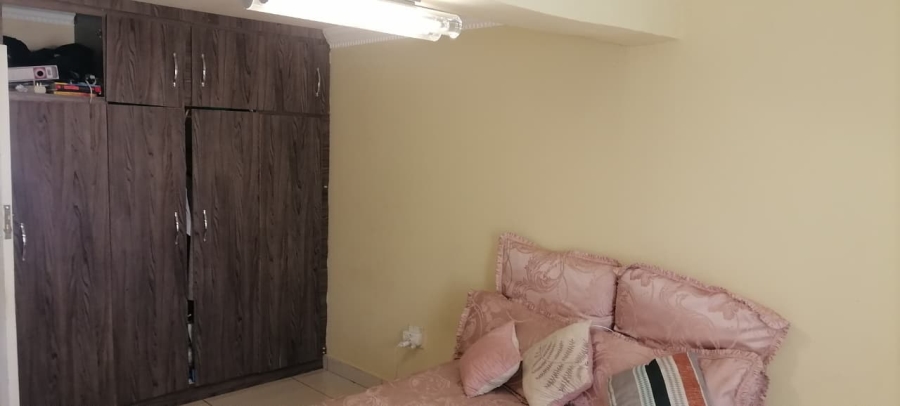 5 Bedroom Property for Sale in Margate KwaZulu-Natal