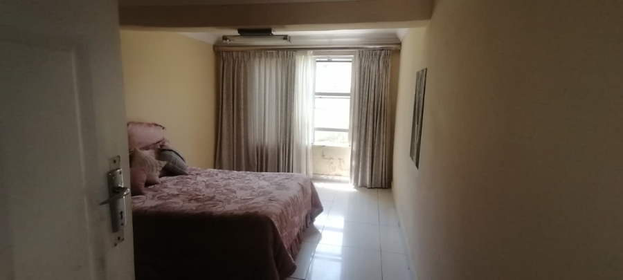 5 Bedroom Property for Sale in Margate KwaZulu-Natal