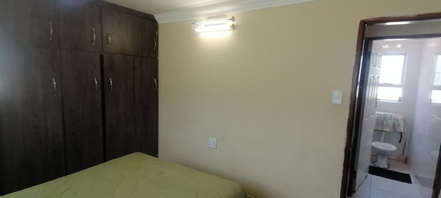 5 Bedroom Property for Sale in Margate KwaZulu-Natal