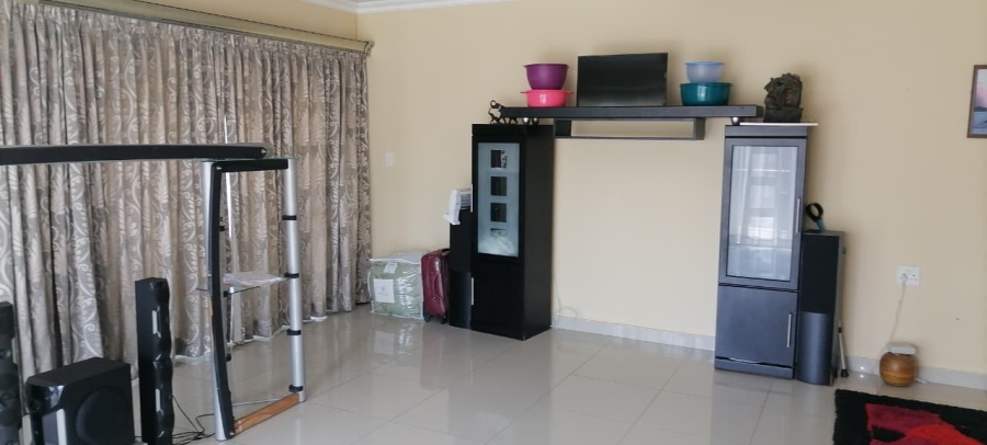 5 Bedroom Property for Sale in Margate KwaZulu-Natal