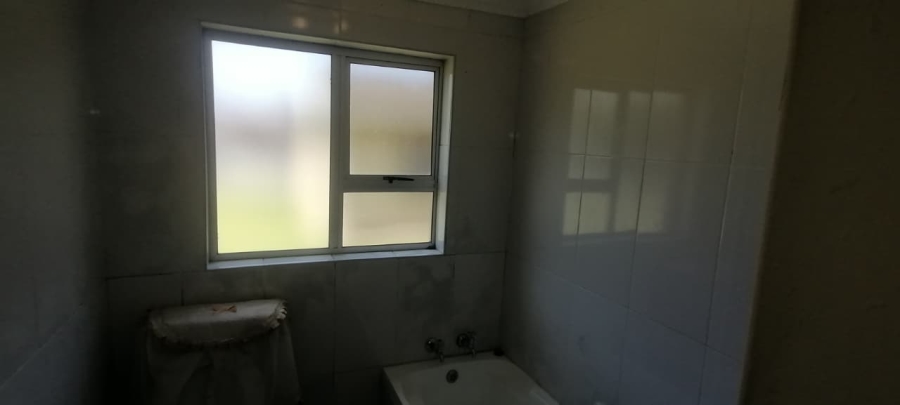 5 Bedroom Property for Sale in Margate KwaZulu-Natal