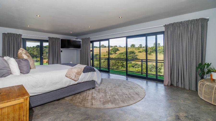 6 Bedroom Property for Sale in Crestholme KwaZulu-Natal
