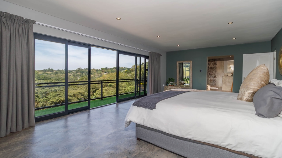 6 Bedroom Property for Sale in Crestholme KwaZulu-Natal
